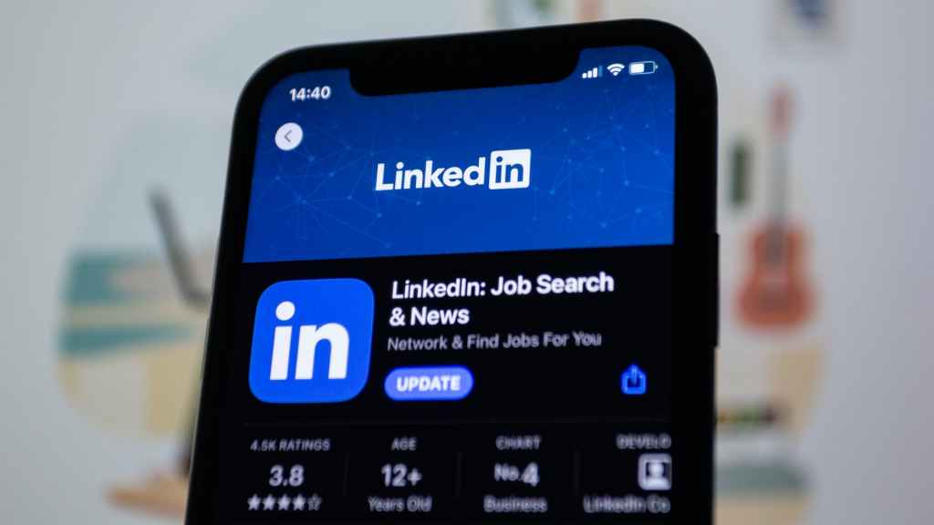 How to Monetize Your Presence on&nbsp;LinkedIn